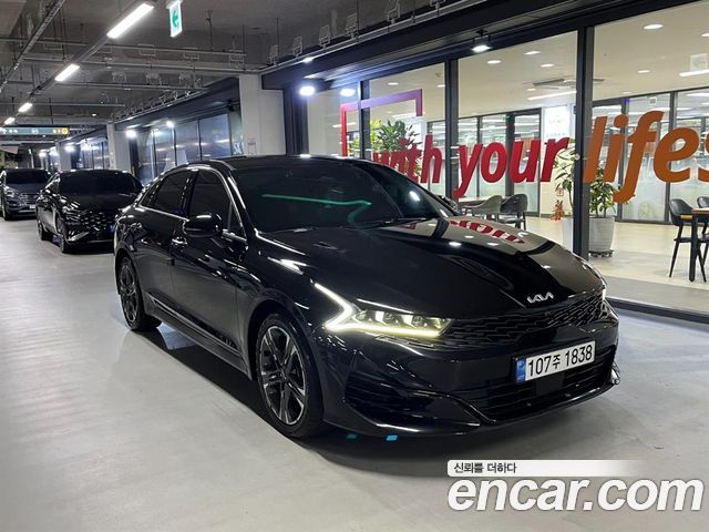 Kia K5 (III) 2.0 Noblesse