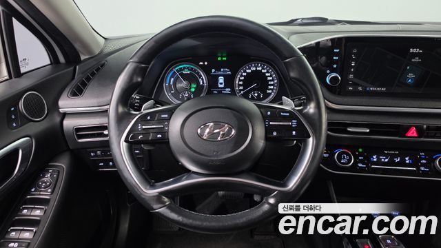 Hyundai Sonata Hybrid (DN8) Premium Family 2020 — фото 17