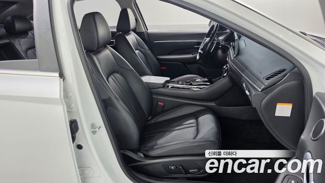 Hyundai Sonata Hybrid (DN8) Premium Family 2020 — фото 32