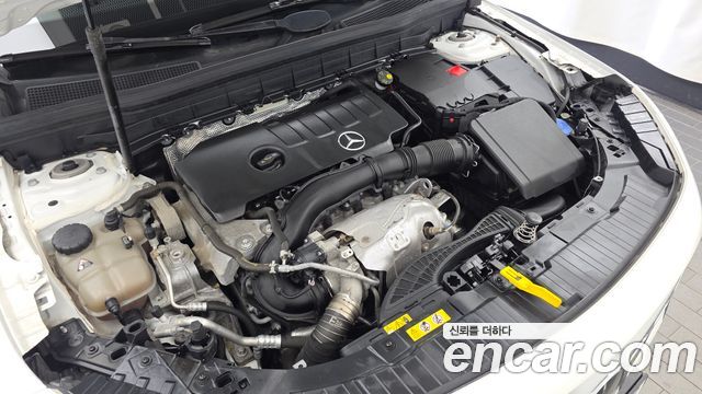 Mercedes-Benz GLB-Class (X247) GLB250 4MATIC 2023 — фото 6