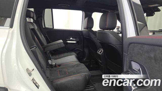 Mercedes-Benz GLB-Class (X247) GLB250 4MATIC 2023 — фото 12