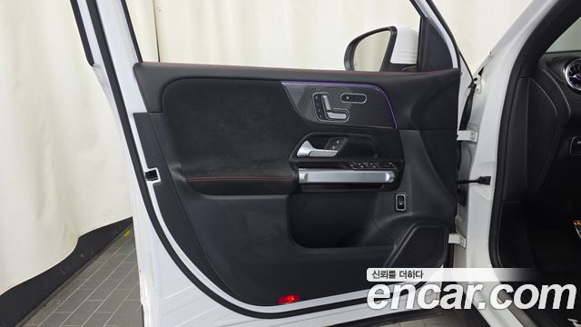 Mercedes-Benz GLB-Class (X247) GLB250 4MATIC 2023 — фото 24
