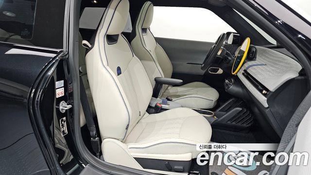 MINI Cooper Electric (IV) SE Favoured 2024 — фото 11