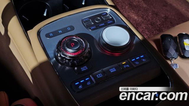 Genesis G90 (RS4) Gasoline 3.5 Turbo AWD 2023 — фото 9