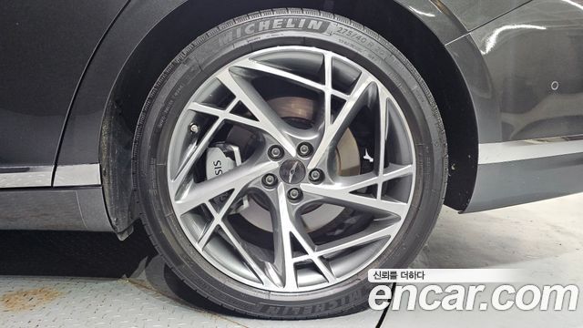 Genesis G90 (RS4) Gasoline 3.5 Turbo AWD 2023 — фото 21