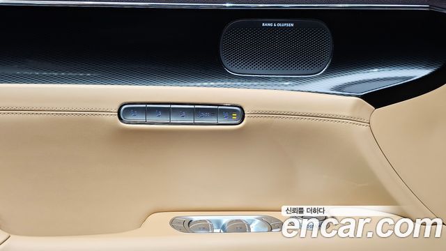 Genesis G90 (RS4) Gasoline 3.5 Turbo AWD 2023 — фото 32