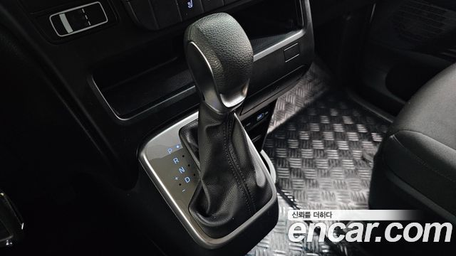 Hyundai Staria Cargo 5-Seater Smart 2022 — фото 9