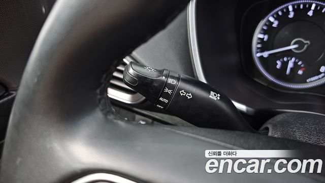 Hyundai Santa Fe (TM) Gasoline 2.0T 2WD Premium 2020 — фото 19