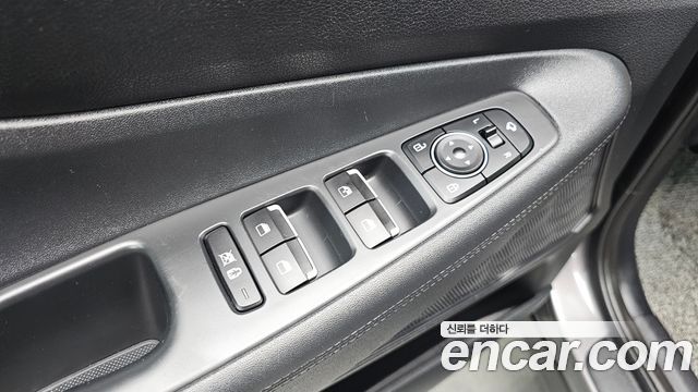 Hyundai Santa Fe (TM) Gasoline 2.0T 2WD Premium 2020 — фото 28