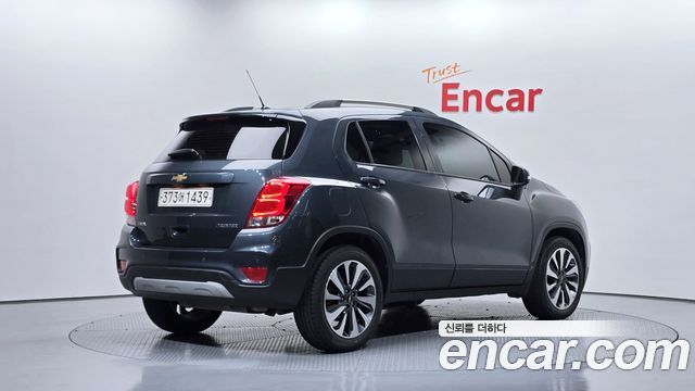 Chevrolet Trax 1.4 Premier 2021 — фото 2