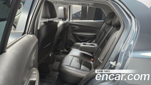 Chevrolet Trax 1.4 Premier 2021 — фото 12