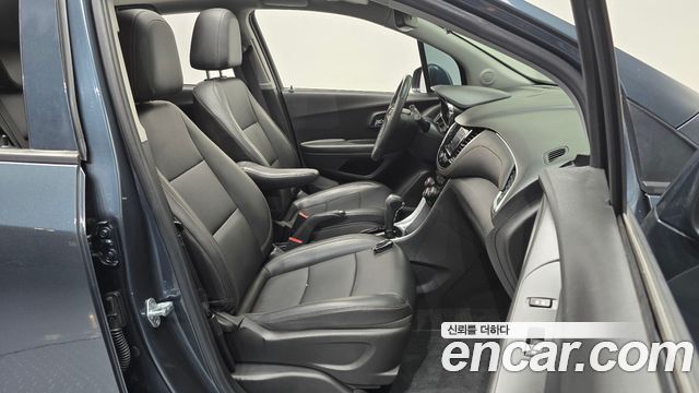 Chevrolet Trax 1.4 Premier 2021 — фото 26