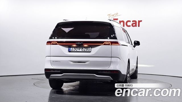 Kia Carnival (IV) Gasoline 9-Seater Prestige 2023 — фото 4