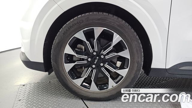 Kia Carnival (IV) Gasoline 9-Seater Prestige 2023 — фото 5