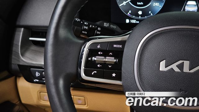 Kia Carnival (IV) Gasoline 9-Seater Prestige 2023 — фото 18