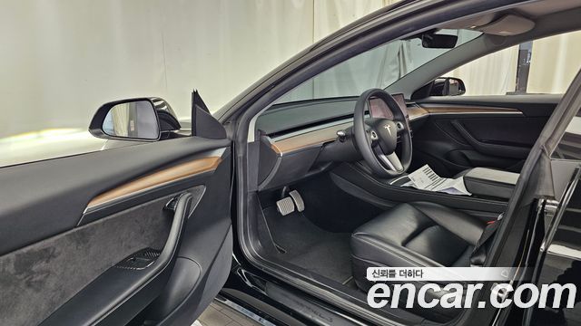 Tesla Model 3 Long Range AWD 2022 — фото 10