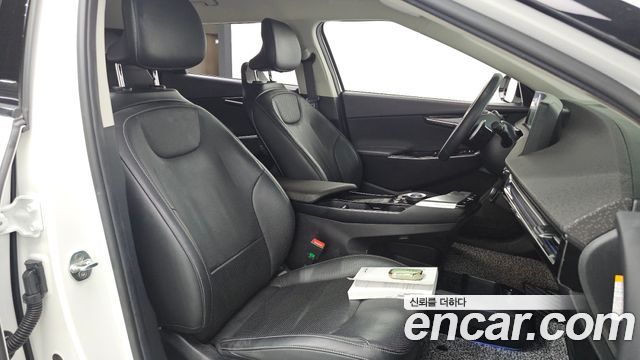 Kia EV6 Long Range Earth 2022 — фото 17