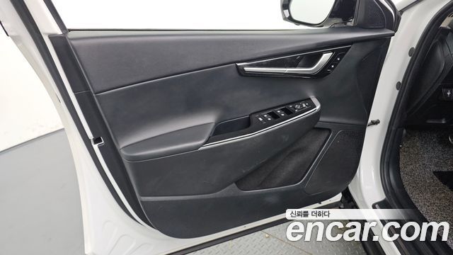 Kia EV6 Long Range Earth 2022 — фото 24