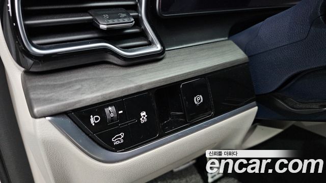 Kia Sportage (V) Gasoline 1.6 Turbo 2WD Signature 2024 — фото 18