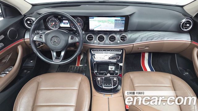 Mercedes-Benz E-Class (W213) E220d Avantgarde 2018 — фото 7