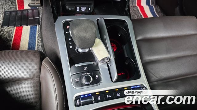 Kia Stinger 2.0 Turbo AWD Platinum 2019 — фото 9