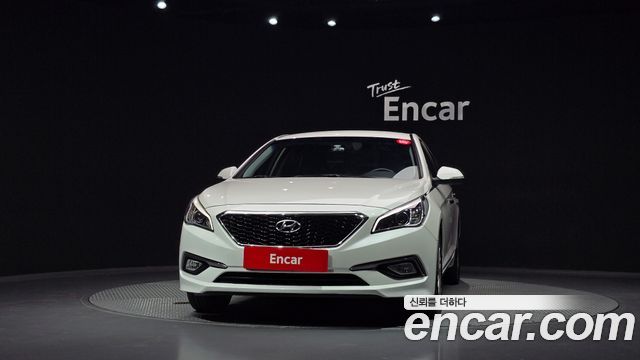 Hyundai Sonata (LF) 2.0 Smart 2015 — фото 3