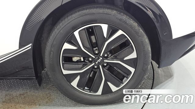Kia EV6 Long Range Earth 2022 — фото 21