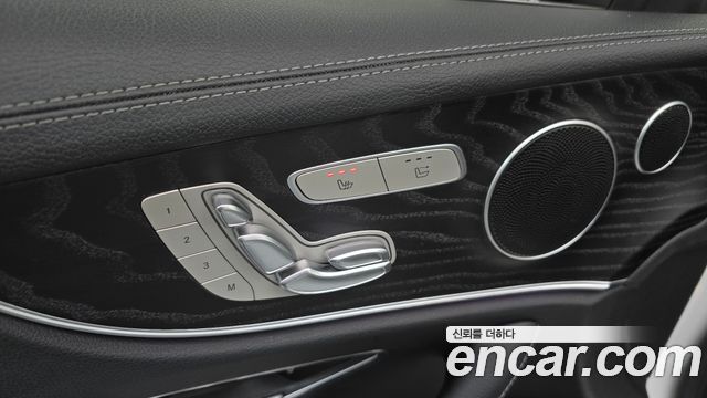 Mercedes-Benz E-Class (W213) E220d Cabriolet 2019 — фото 19