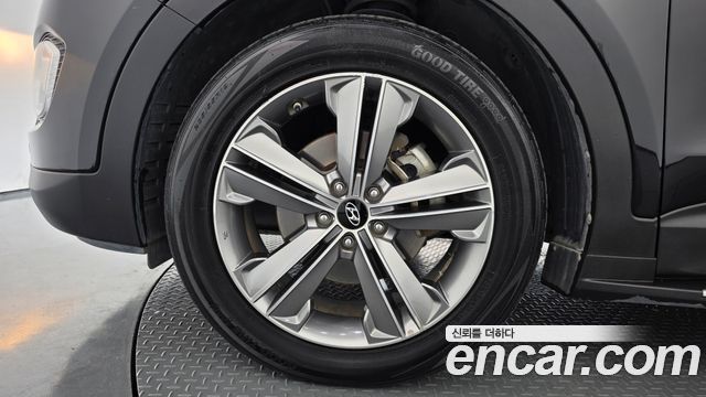Hyundai Maxcruise Diesel(e-VGT) 2.2 2WD Exclusive Standard 2014 — фото 5