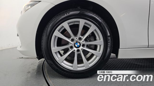 BMW 3 Series (F30) 320d 2018 — фото 5