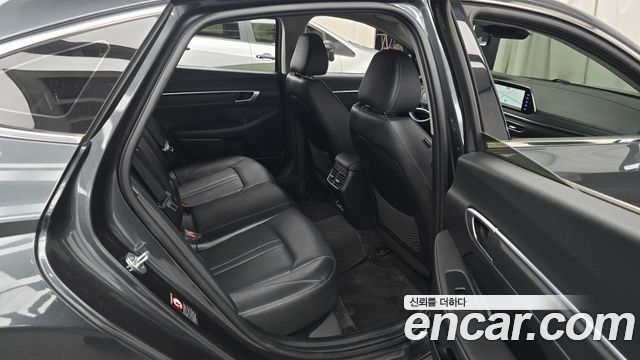 Hyundai Sonata (DN8) 1.6 Turbo Premium Plus 2022 — фото 11