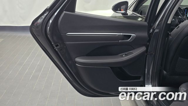 Hyundai Sonata (DN8) 1.6 Turbo Premium Plus 2022 — фото 25
