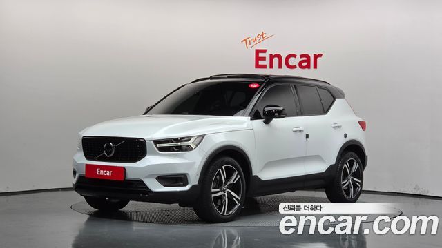 Volvo XC40 T4 R-Design