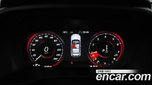 Volvo XC40 T4 R-Design 2019 — фото 8