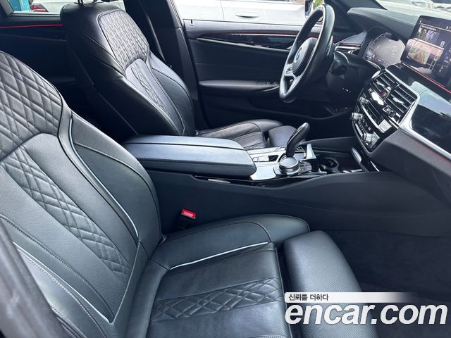 BMW 5 Series (G30) 530e M Sport 2023 — фото 2