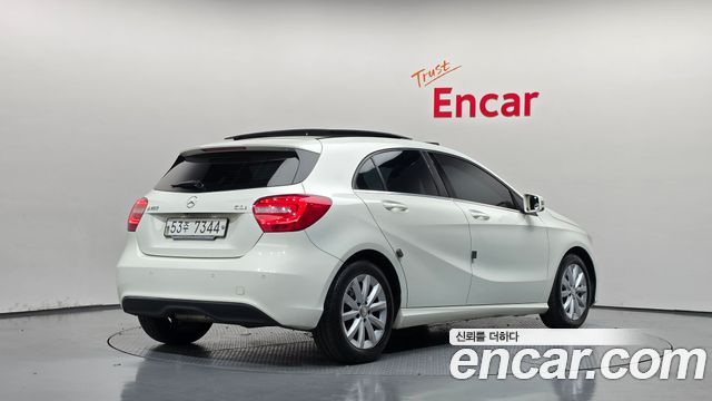 Mercedes-Benz A-Class (W176) A180 CDI Style 2015 — фото 2