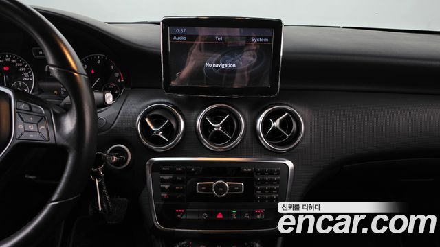 Mercedes-Benz A-Class (W176) A180 CDI Style 2015 — фото 14