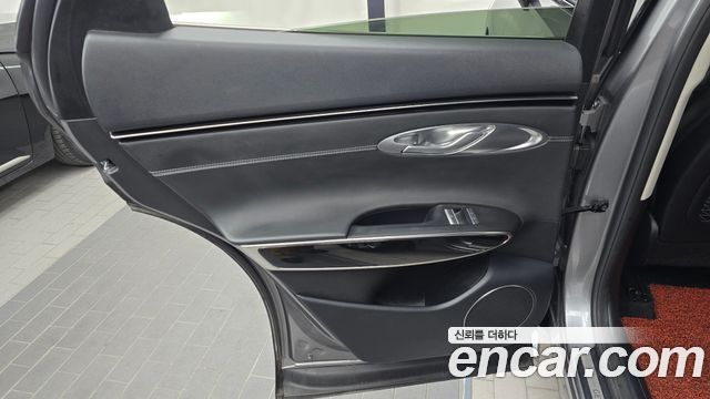 Genesis GV70 2.5T Gasoline AWD 2021 — фото 25