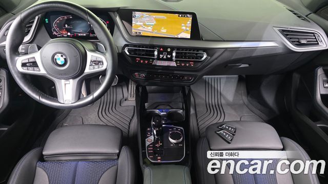 BMW 1 Series (F40) 120i M Sports 2023 — фото 7