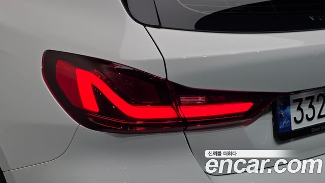 BMW 1 Series (F40) 120i M Sports 2023 — фото 23