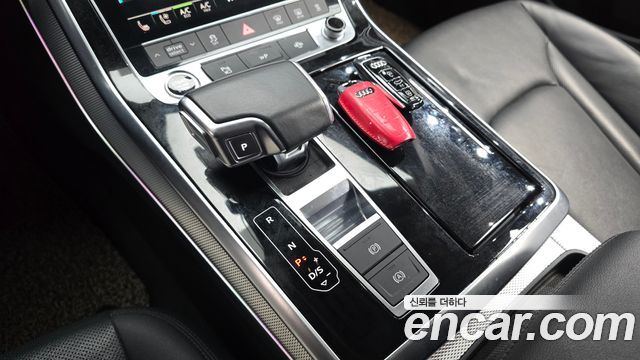 Audi Q8 (4M) 45 TDI Quattro 2022 — фото 9