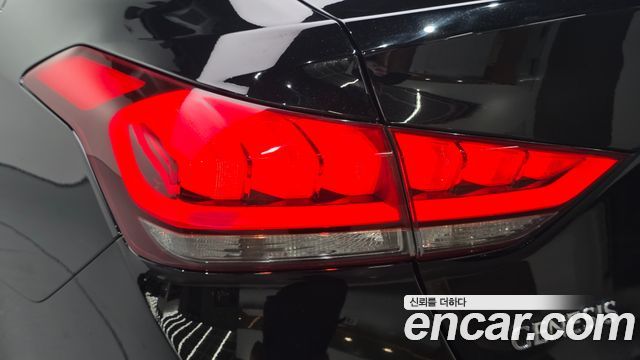 Hyundai Genesis (DH) G330 Premium AWD 2015 — фото 23