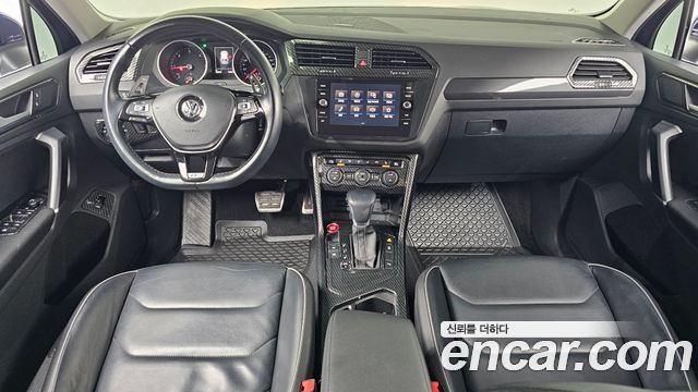 Volkswagen Tiguan (II) 2.0 TDI Premium 2018 — фото 7