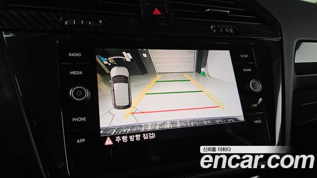 Volkswagen Tiguan (II) 2.0 TDI Premium 2018 — фото 17