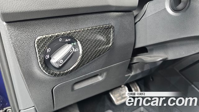 Volkswagen Tiguan (II) 2.0 TDI Premium 2018 — фото 33