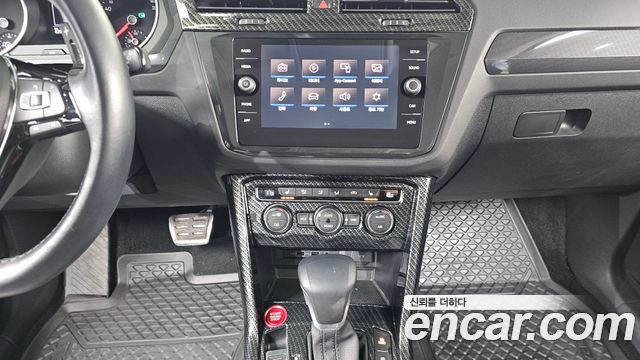 Volkswagen Tiguan (II) 2.0 TDI Premium 2018 — фото 38