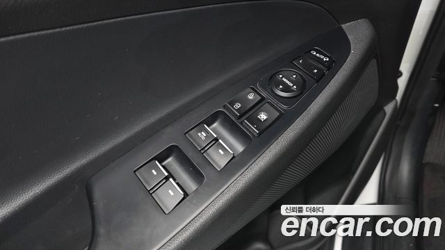 Hyundai Tucson Diesel 2.0 2WD Modern 2019 — фото 29