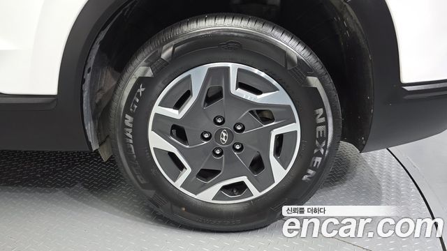 Hyundai Santa Fe HEV 1.6 2WD Prestige 2022 — фото 5