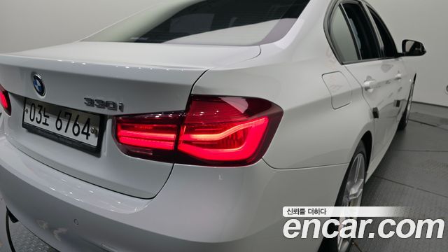 BMW 3 Series (F30) 330i M Sport Shadow 2018 — фото 23