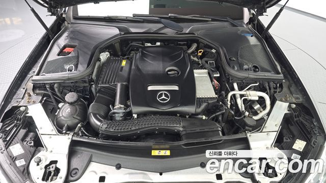 Mercedes-Benz E-Class (W213) E250 Avantgarde 2021 — фото 6